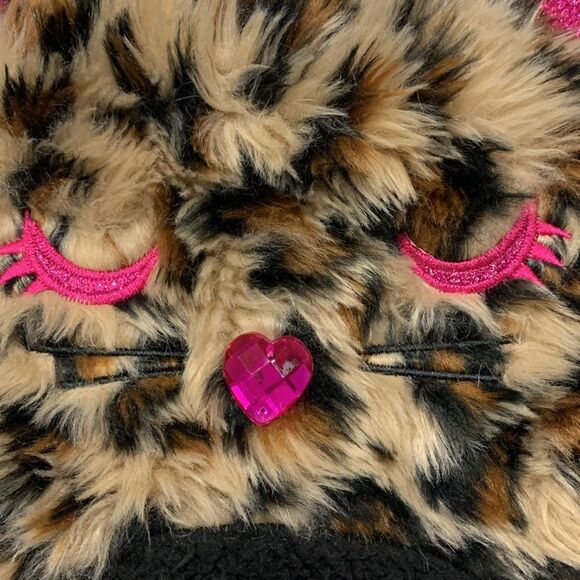 Mystic | Leopard Faux Fur Fleece Girls Winter Hat with Poms Cap - Picture 2 of 8